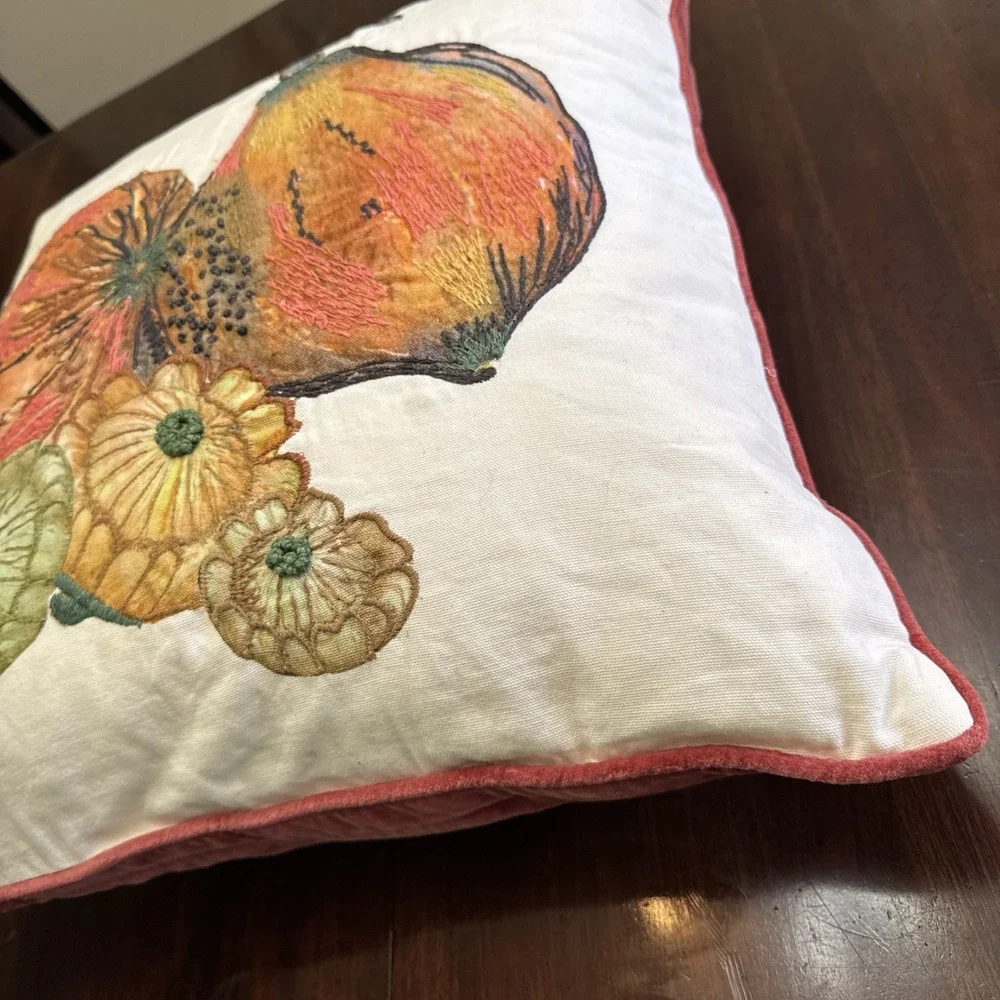 Pottery Barn Throw Pillow Velvet‎ Embroidered Applique Botanical Feather Insert